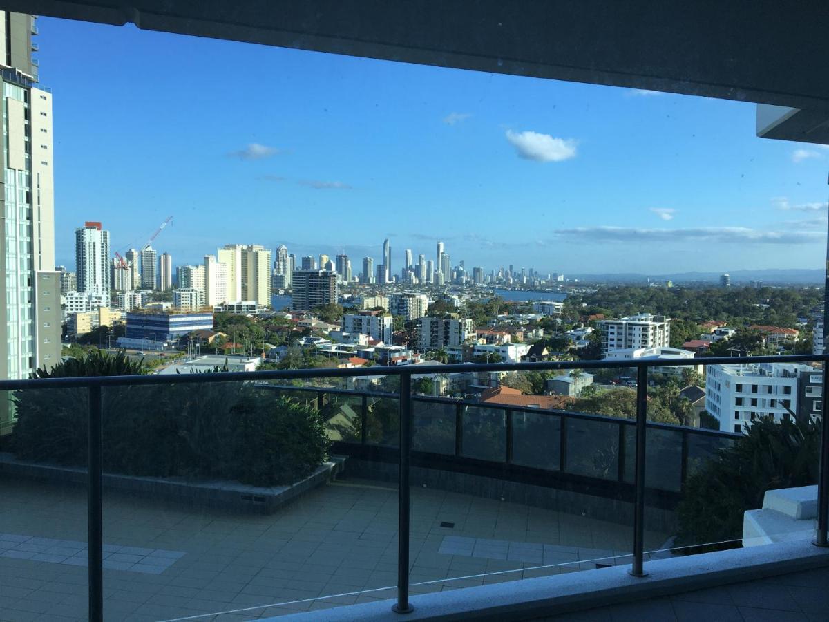 Three-Bedroom Apartment With Amazing View Near Surfers Paradise Gold Coast Extérieur photo